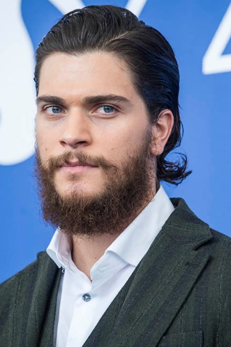 Alessio Lapice backdrop