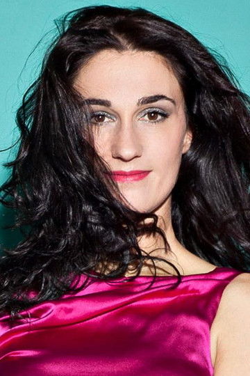 Anne-Catherine Gillet backdrop