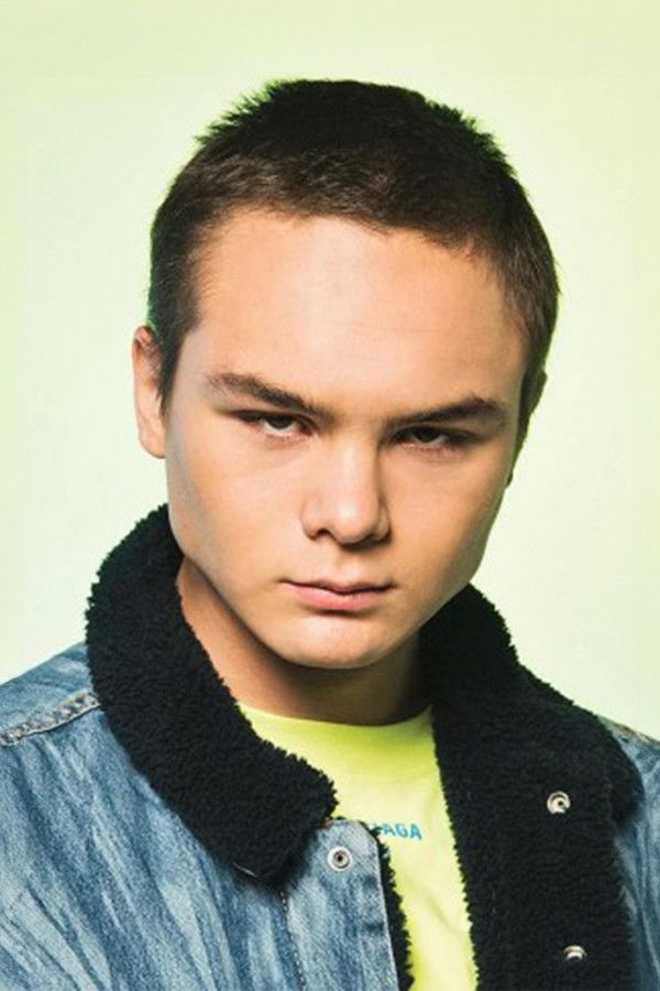 Hayat Van Eck backdrop