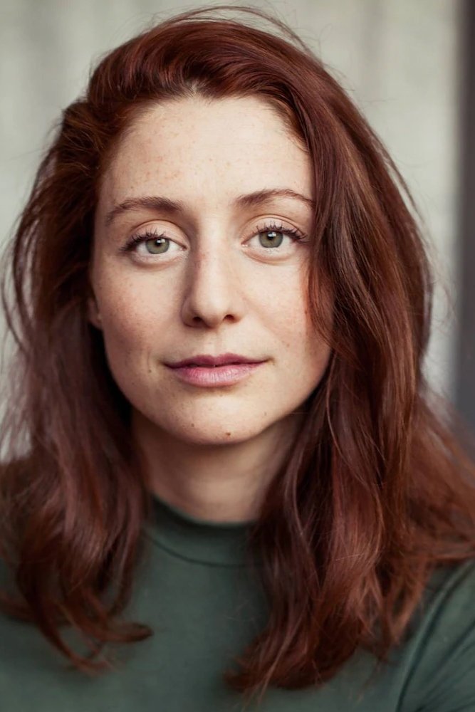 Élodie Grenier backdrop