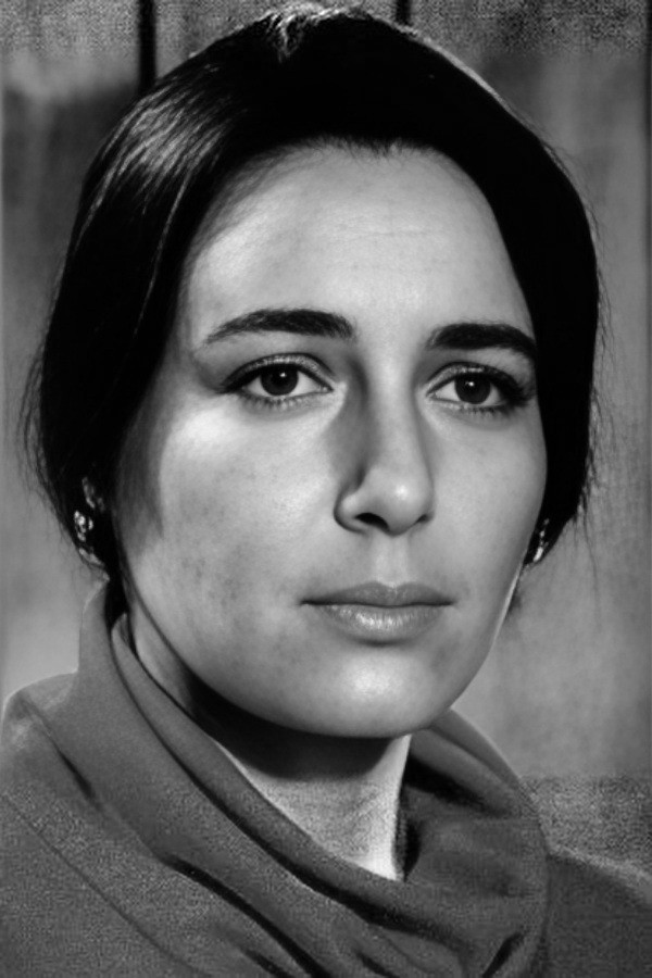 Nina Popova backdrop