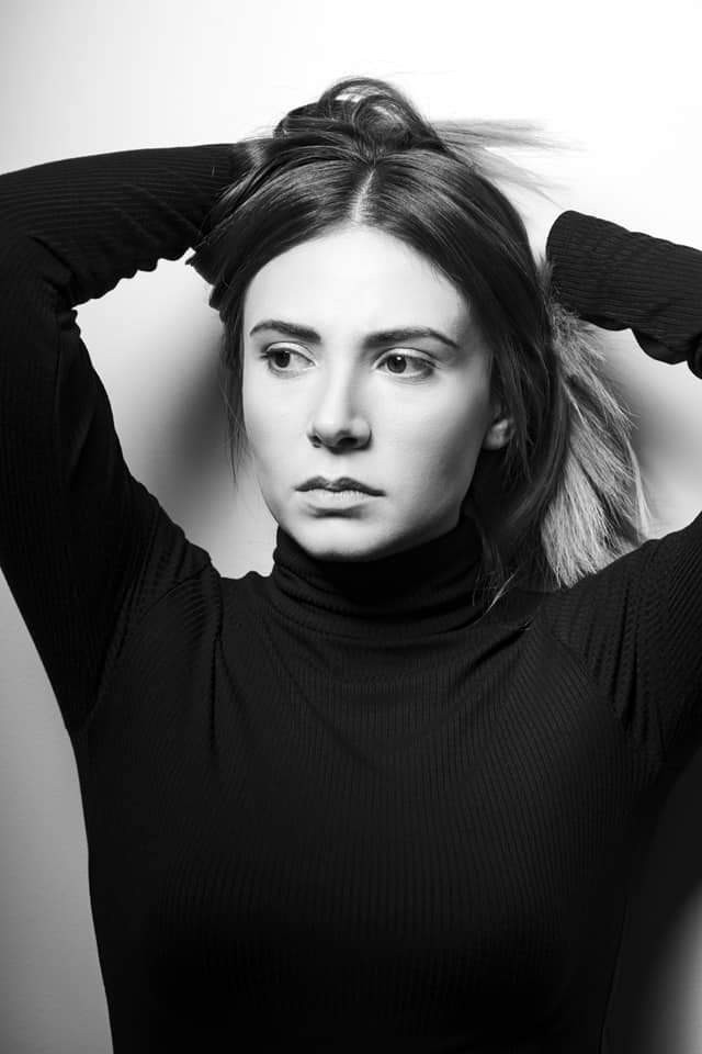 Ani Ghazaryan backdrop