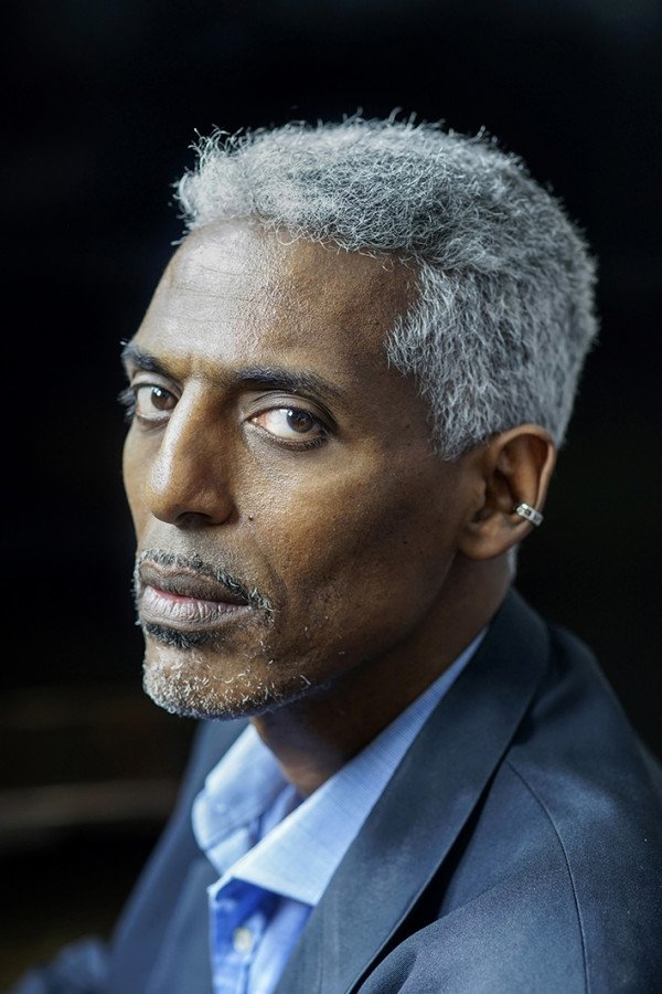 Bed Cerchiai backdrop