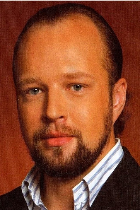 Dmitry Beloselskiy backdrop