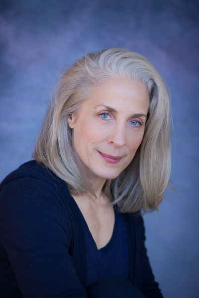 Susannah Kenton backdrop