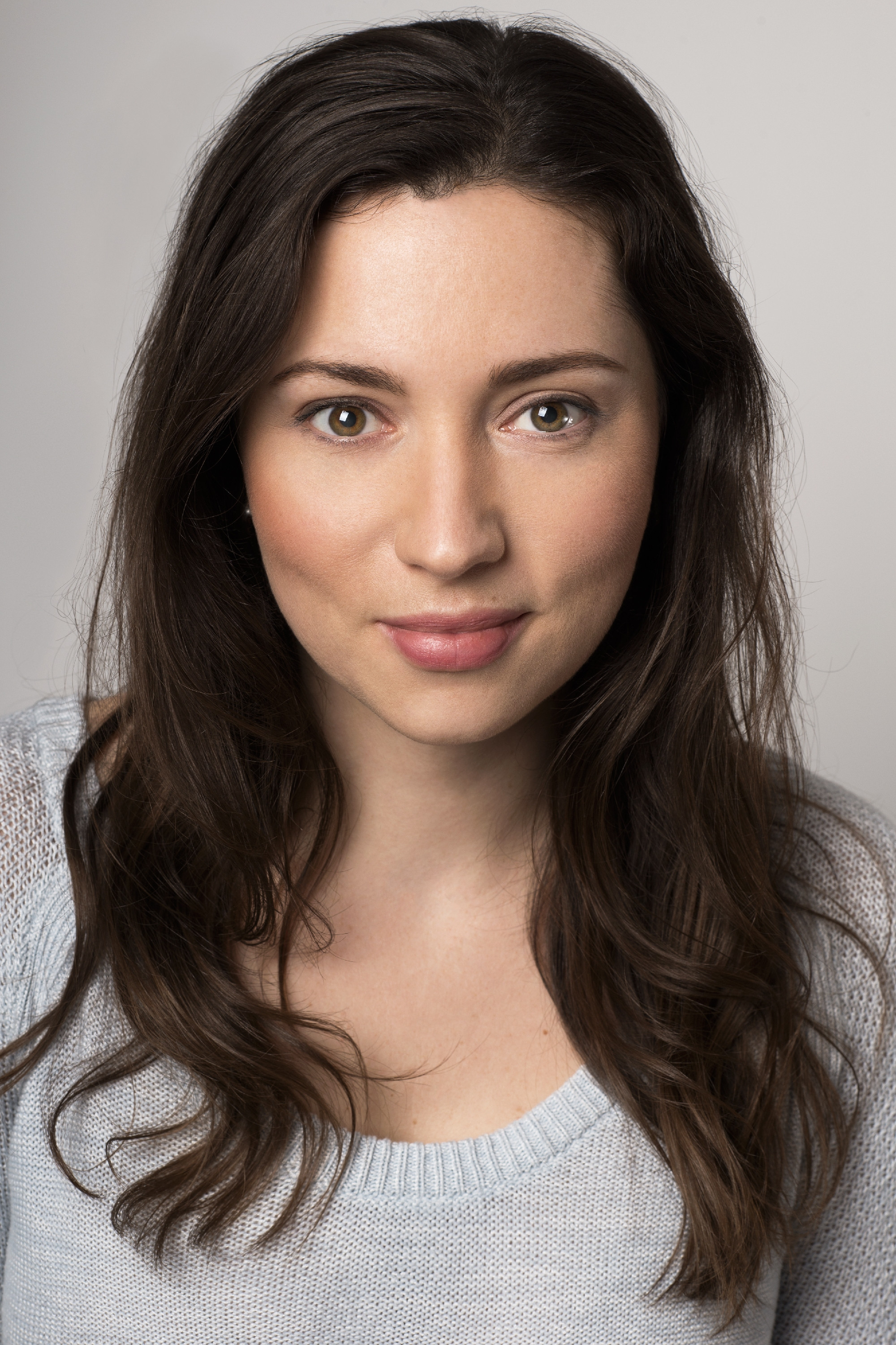 Julie Mainville backdrop