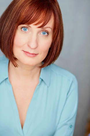 Erin Noel Grennan backdrop