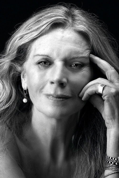 Ana María Palma backdrop