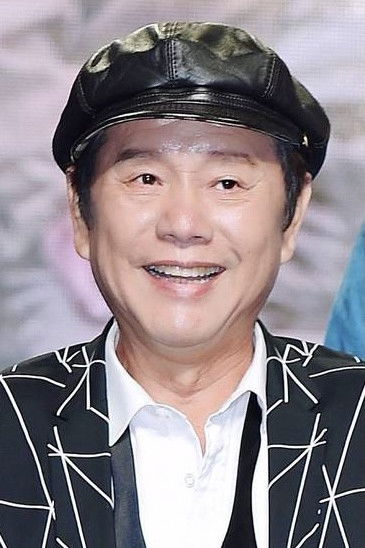 Hsi-Tien Huang backdrop