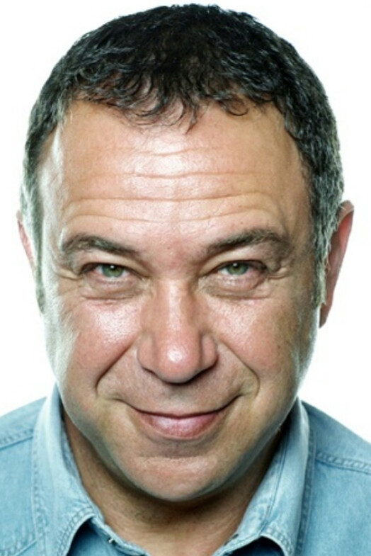 Massimo Corvo backdrop