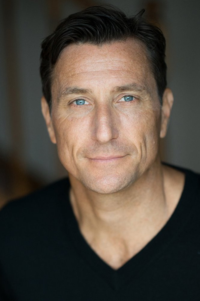 Grant Lyndon backdrop