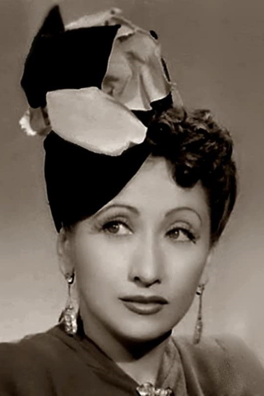 María Esther Podestá backdrop