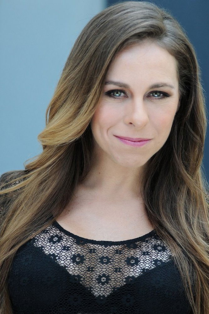 Lourdes Trueba backdrop