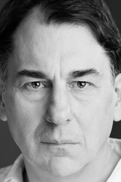 Simon Coury backdrop