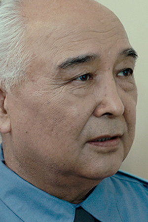 Marat Alyshpaev backdrop