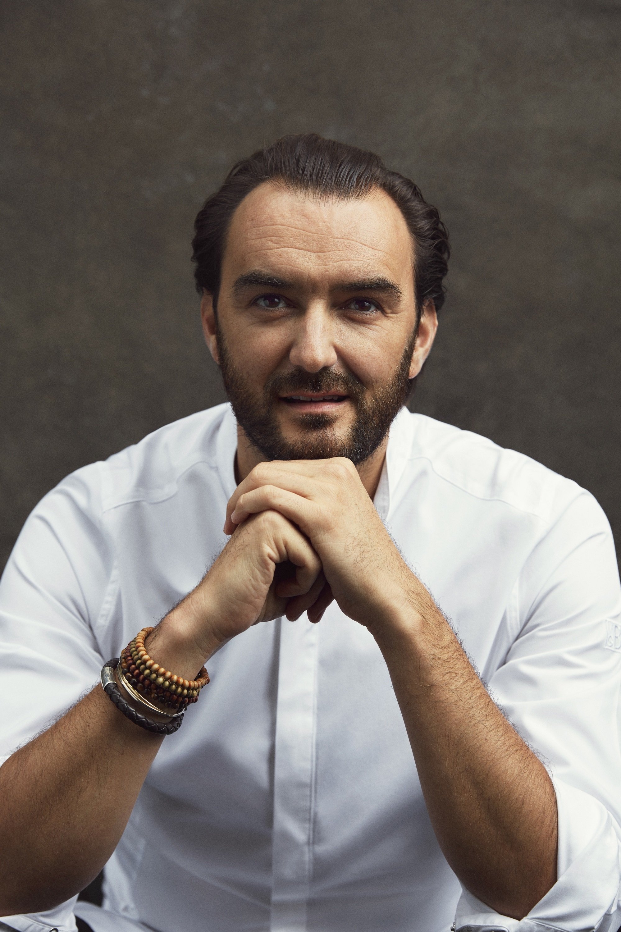 Cyril Lignac backdrop