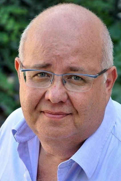 Philippe Bensoussan backdrop