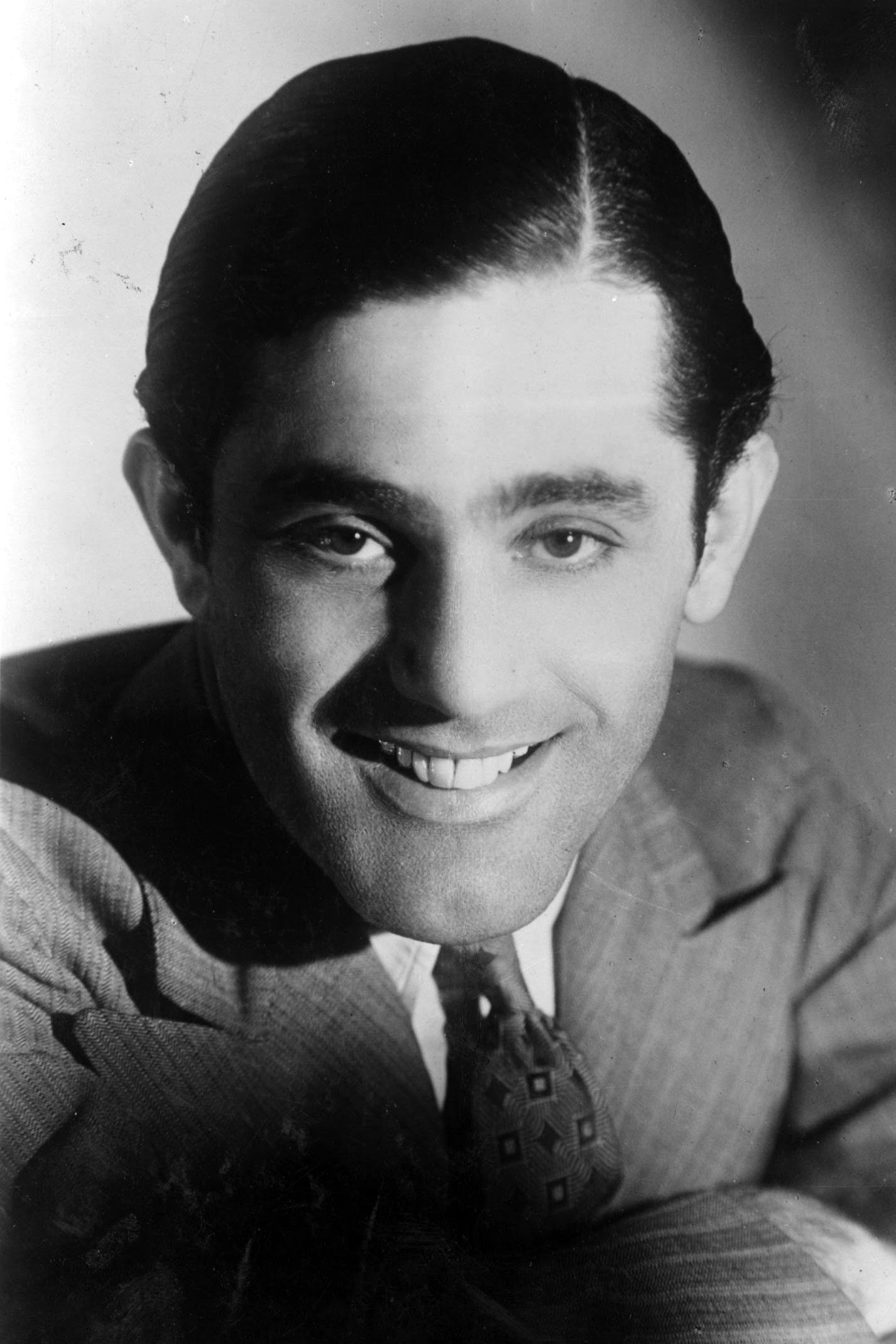 Al Bowlly backdrop