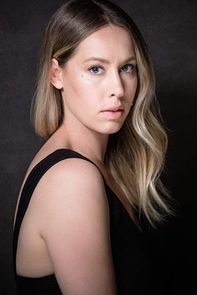 Andrea Houssin backdrop