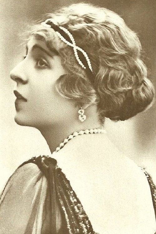 Sascha Gura backdrop