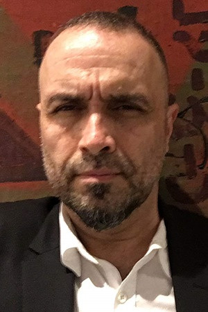 João Paulo Mendonça backdrop