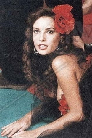 Barbara Kero backdrop