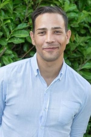 Steevy Boulay backdrop