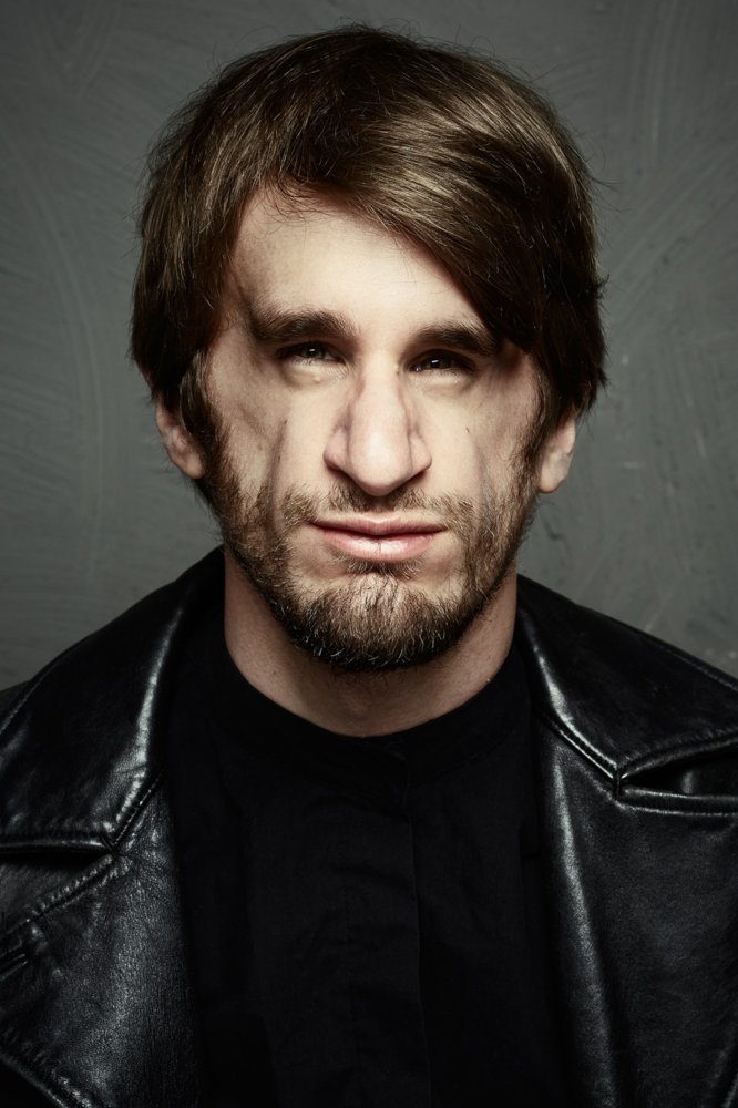 Quentin Lasbazeilles backdrop