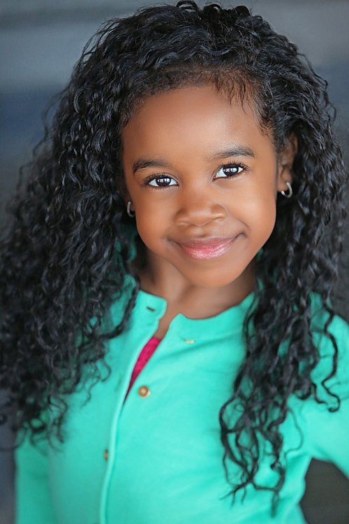 Taylor Dior backdrop