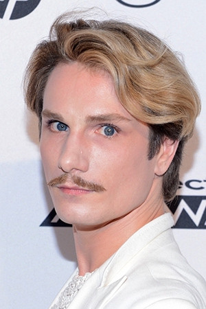 Austin Scarlett backdrop