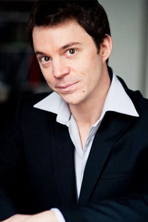 Paul Saint Hesse backdrop