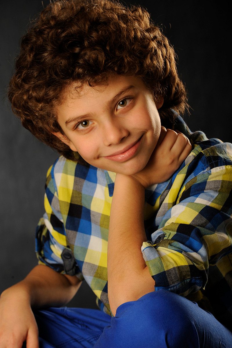 Davide Pugliese backdrop