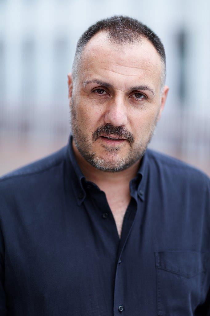 Alessio De Persio backdrop