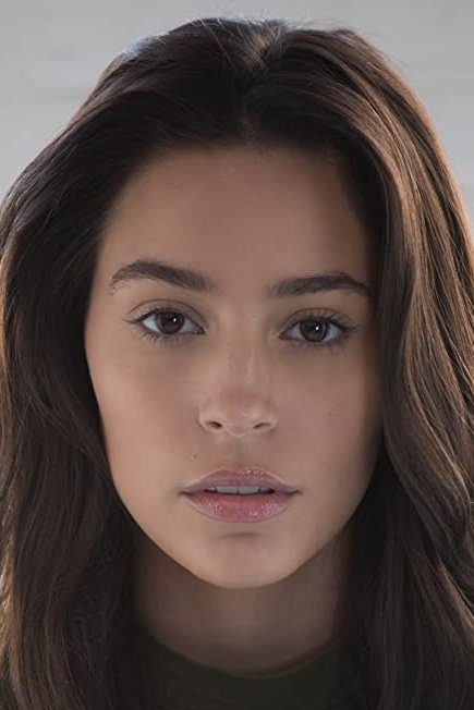 Alexxis Lemire backdrop