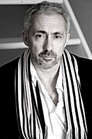 Daniel Delorme backdrop