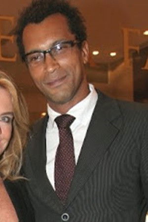 Walter Rosa backdrop