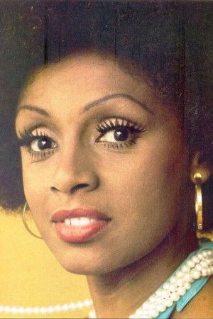 Aizita Nascimento backdrop