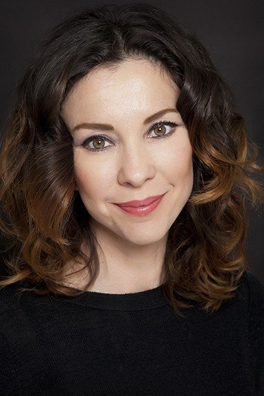 İnci Türkay backdrop