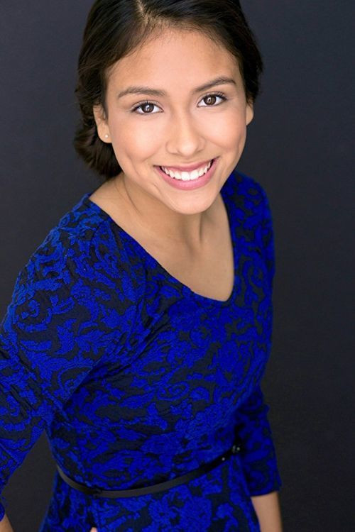 Amelia Pauly backdrop