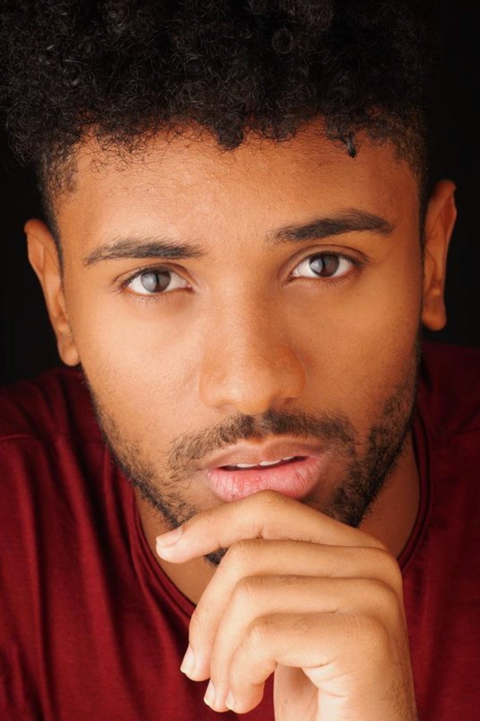 David Gomes backdrop