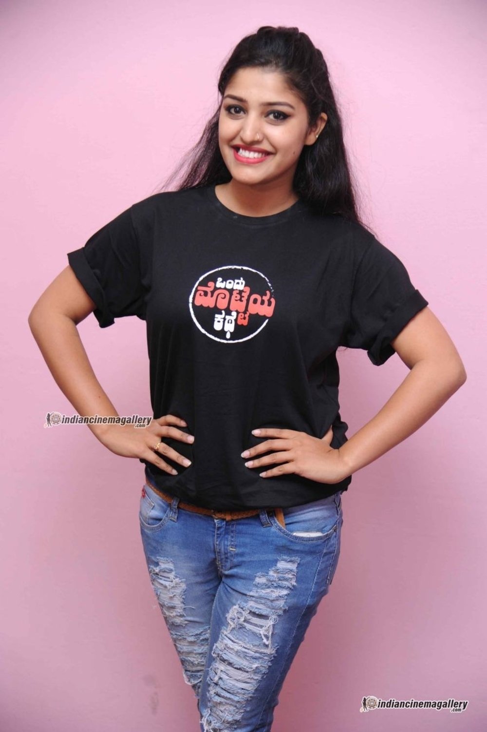 Shreya Anchan backdrop