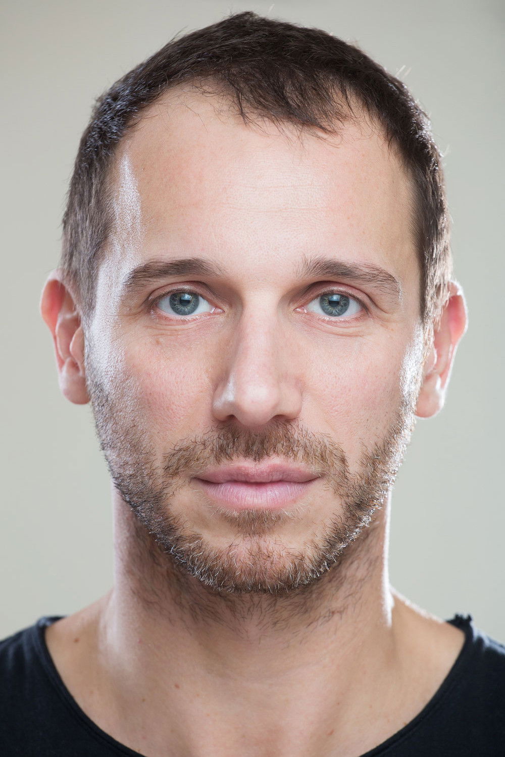 Yorgos Karamalegos backdrop