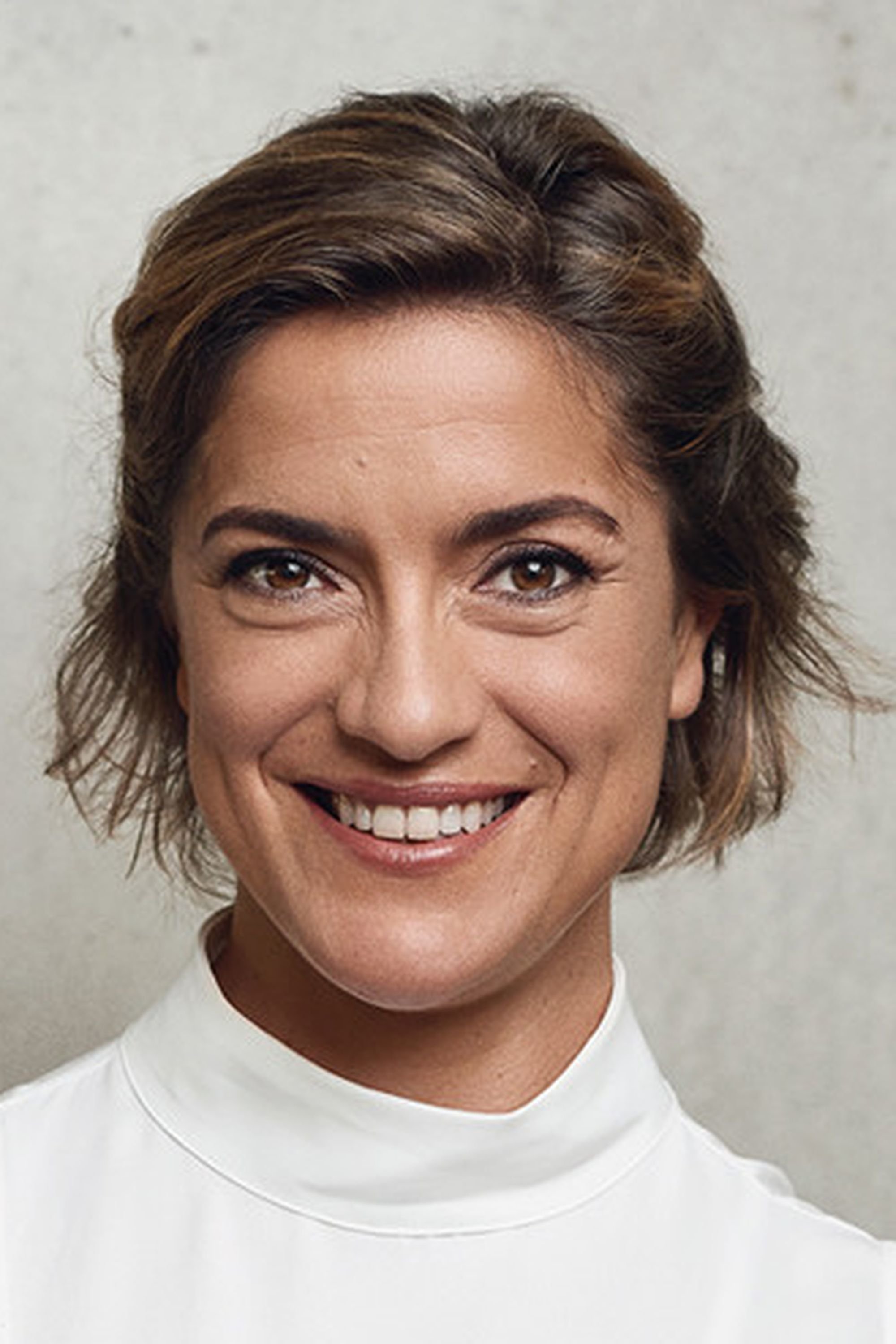 Émilie Aubry backdrop