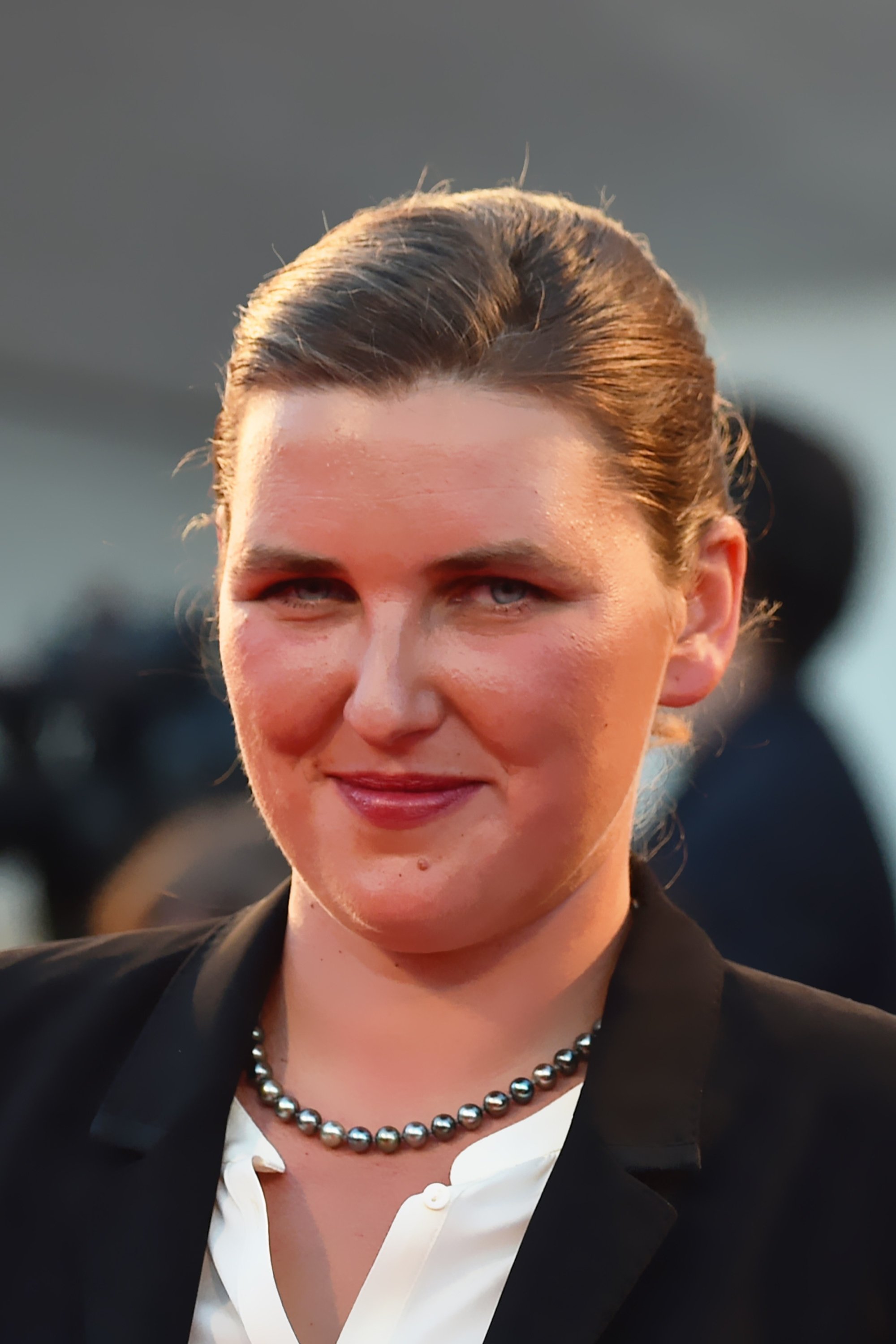 Marie-Julie Maille backdrop