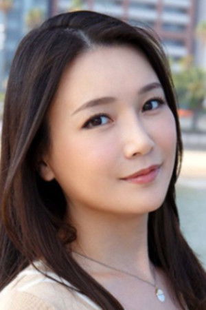 Mirei Kyono backdrop