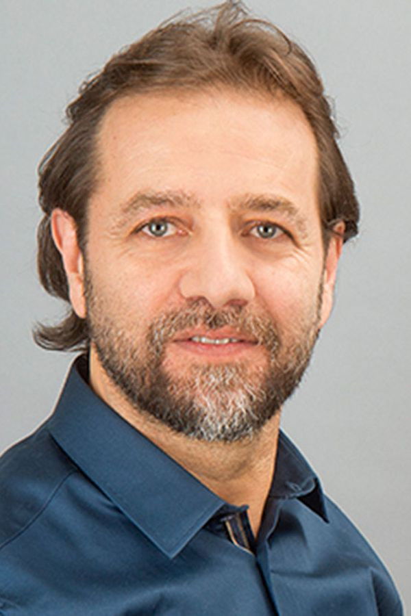 Engin Delice backdrop