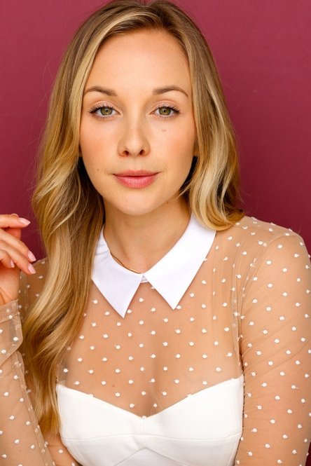 Monette Moio backdrop