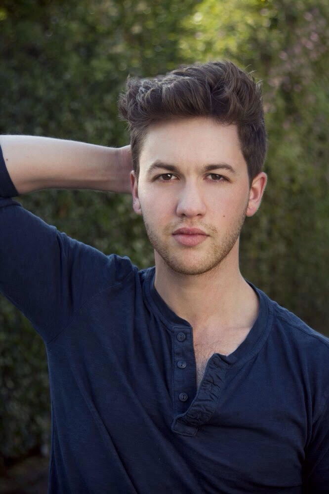 Gage Maynard backdrop