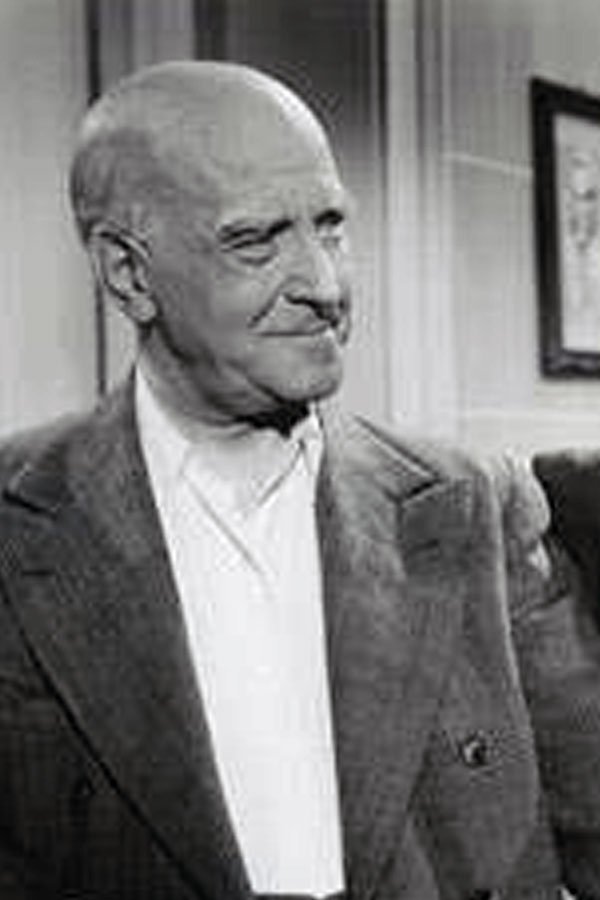 Alberto Contreras backdrop