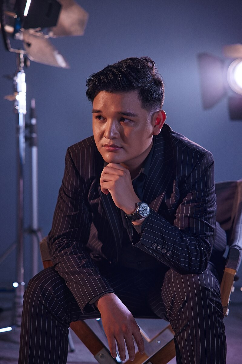 Võ Thanh Hòa backdrop